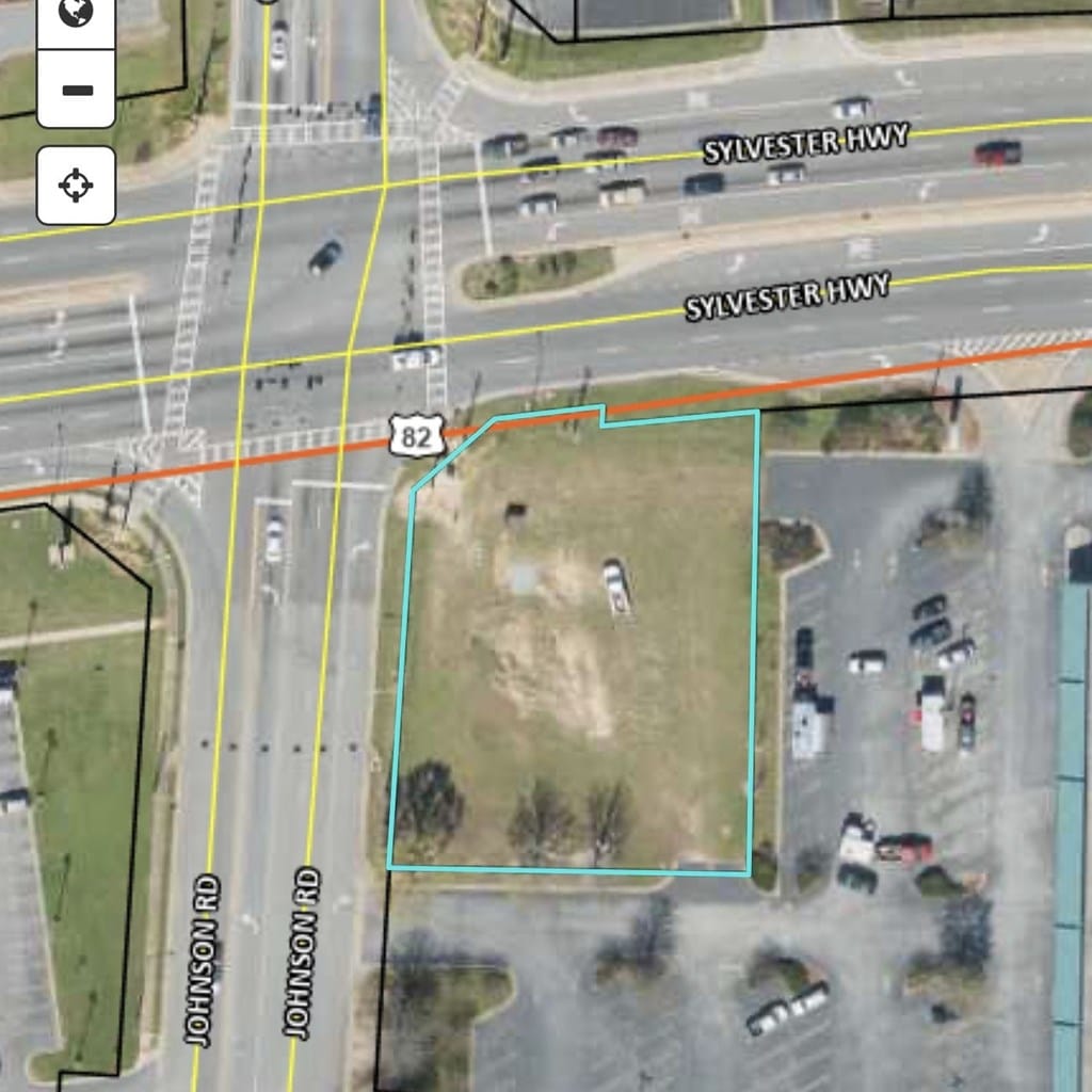 2416 Sylvester Rd, Albany, GA 31705
