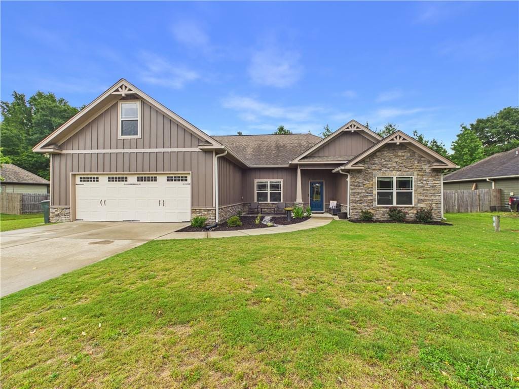 38 Winter Hawk Drive, Fort Mitchell, AL, 36856