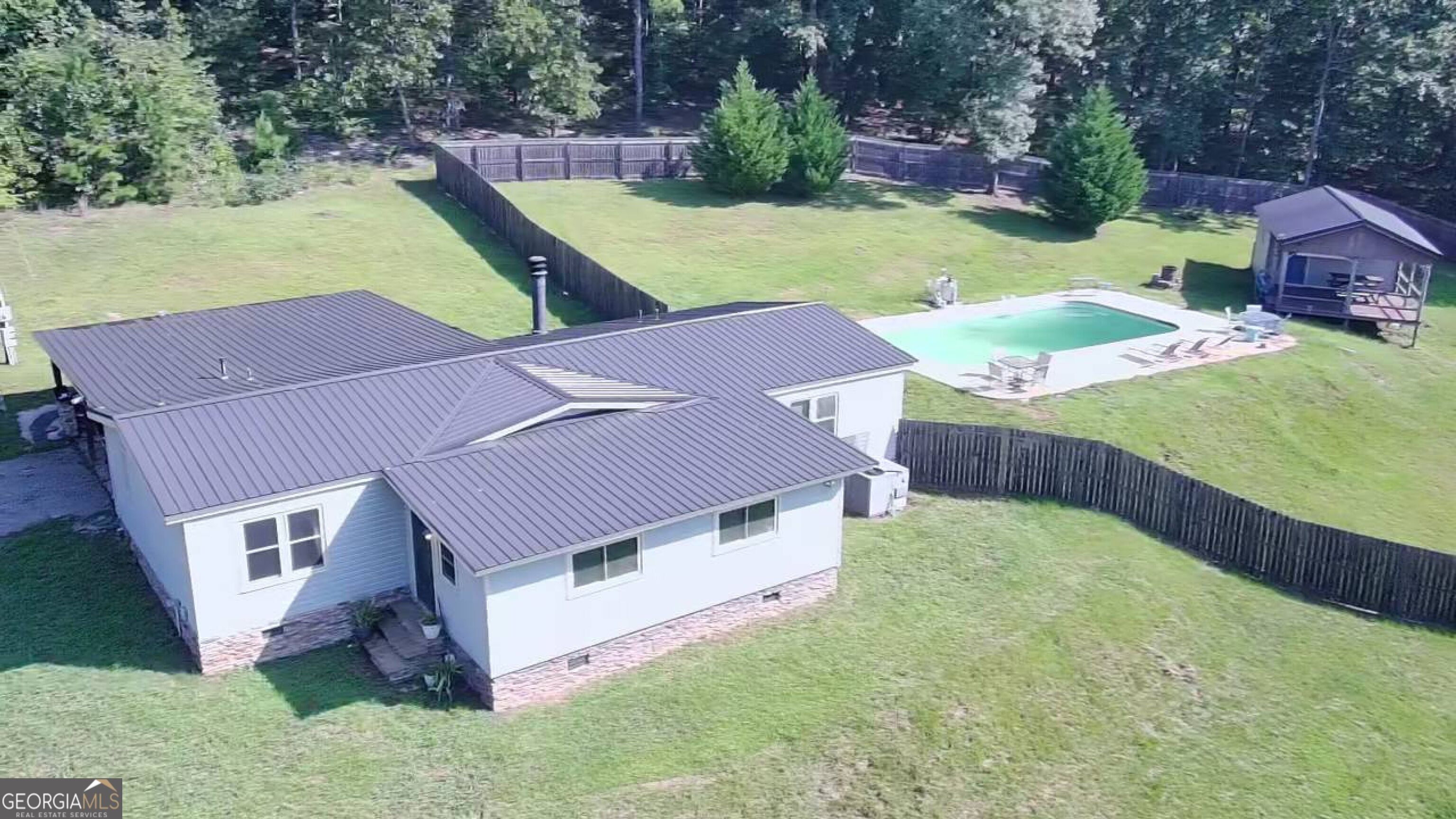 1812 Pickard Rd, Thomaston, GA 30286