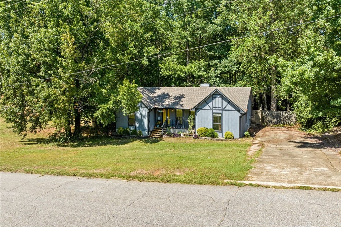 102 BALLARD, Opelika, AL, 36804