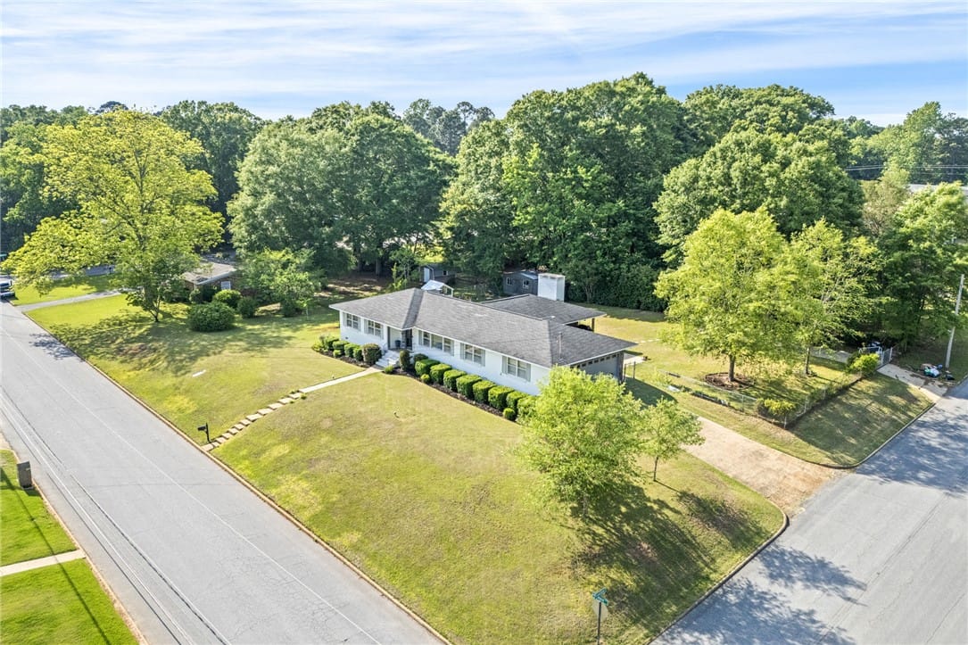 300 HIGHLAND, Opelika, AL, 36801 — Photo 3