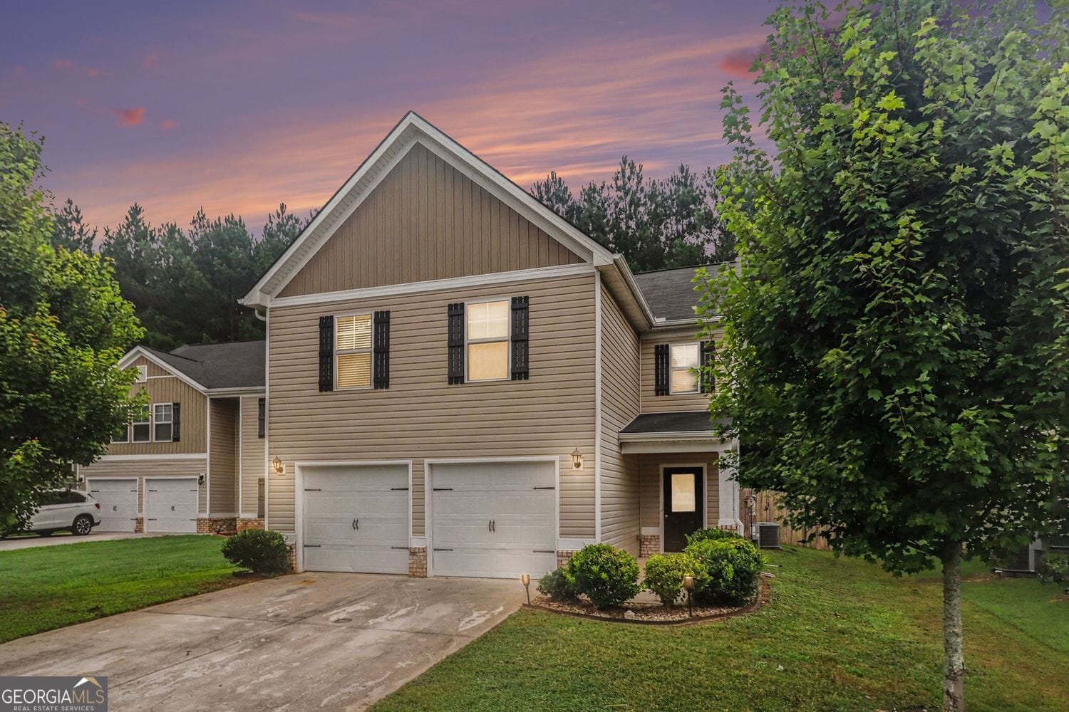 186 Brasch Park Dr, Grantville, GA 30220