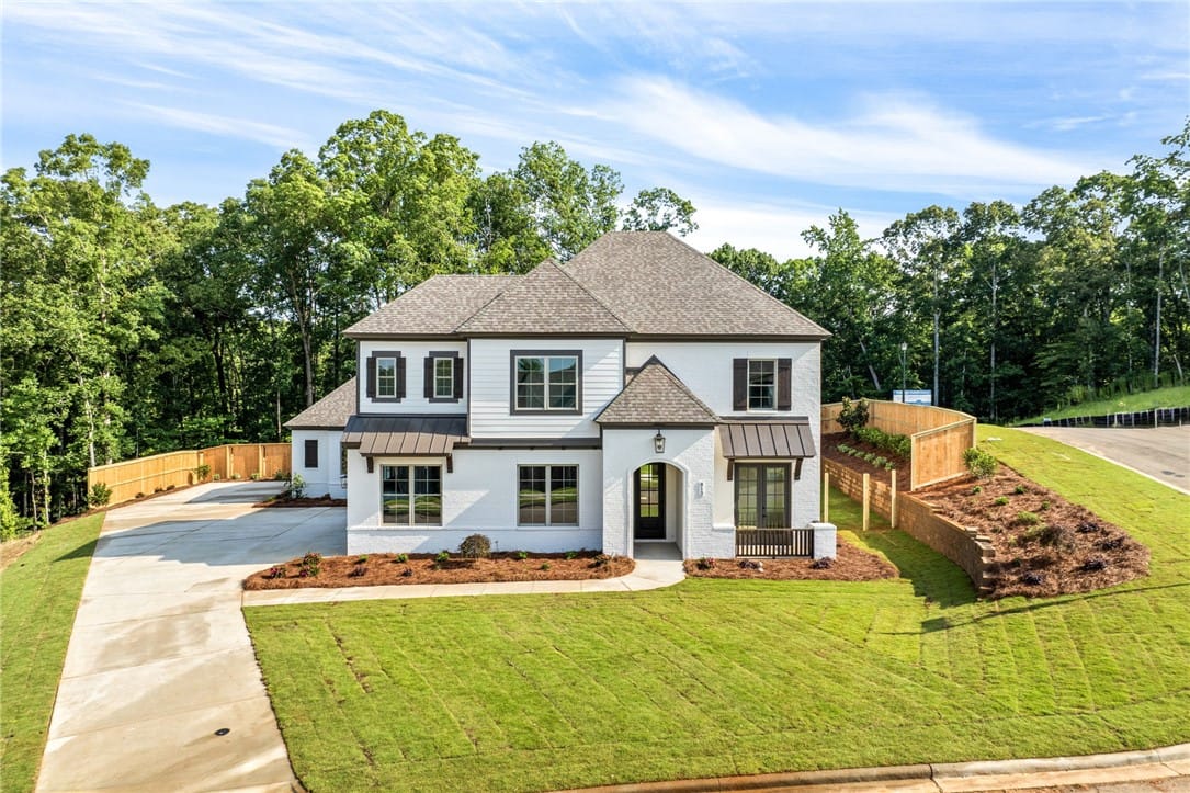 813 Summerlin Dr, Auburn, AL 36830