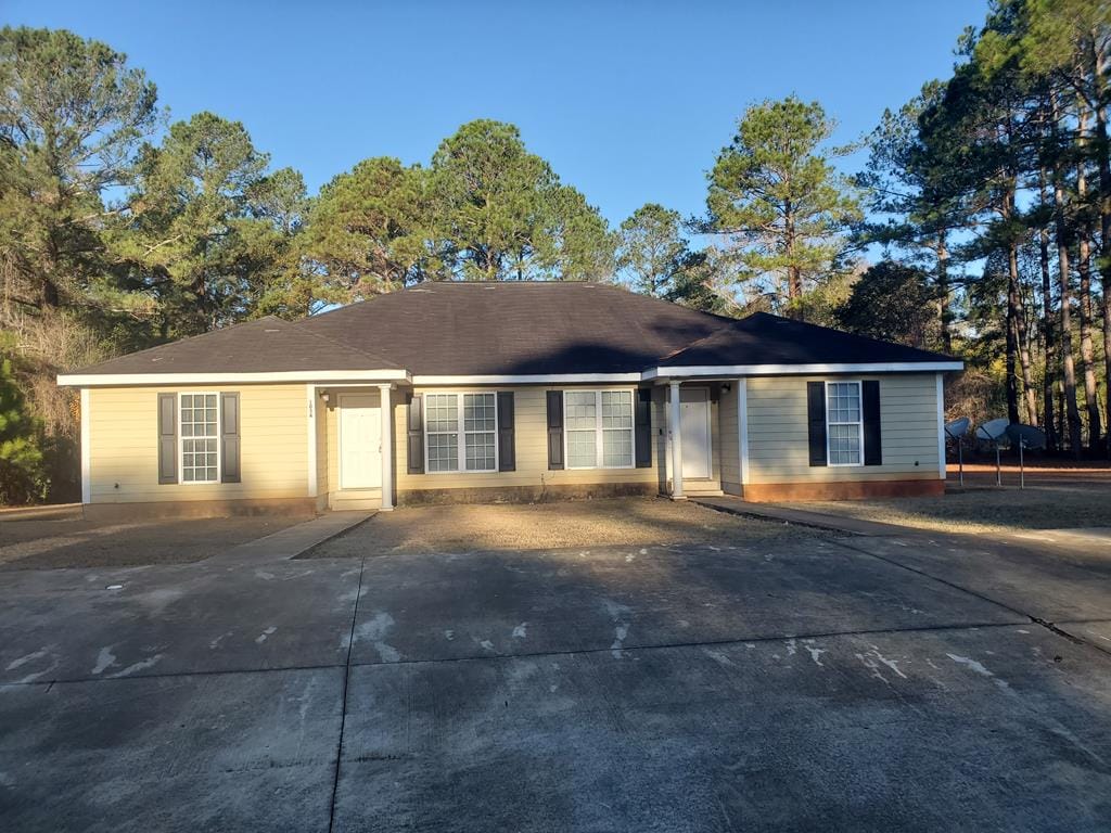 105 Embleton Court, Albany, GA, 31721