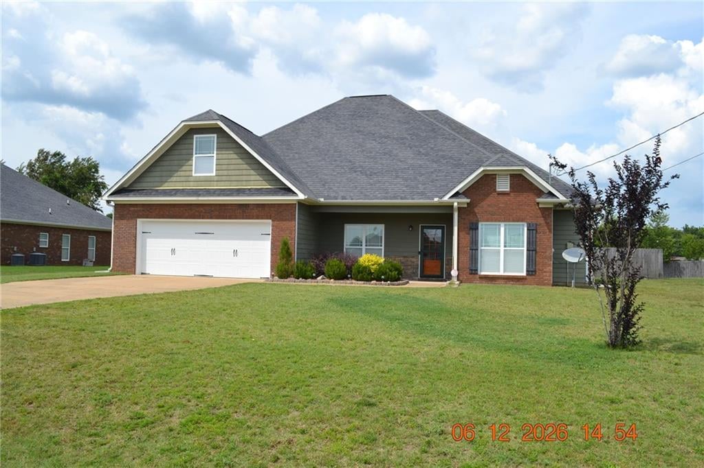 10 Sorghum Court, Fort Mitchell, AL, 36856