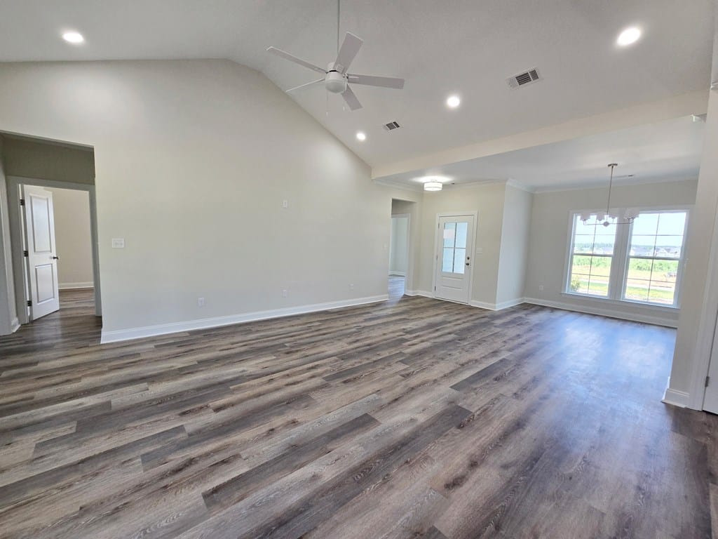 325 Willow Oak Lp, Leesburg, GA 31763