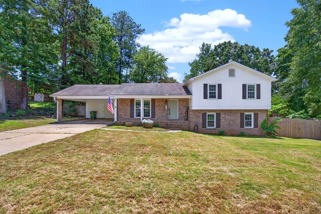 912 Incline Dr, Columbus, GA 31904