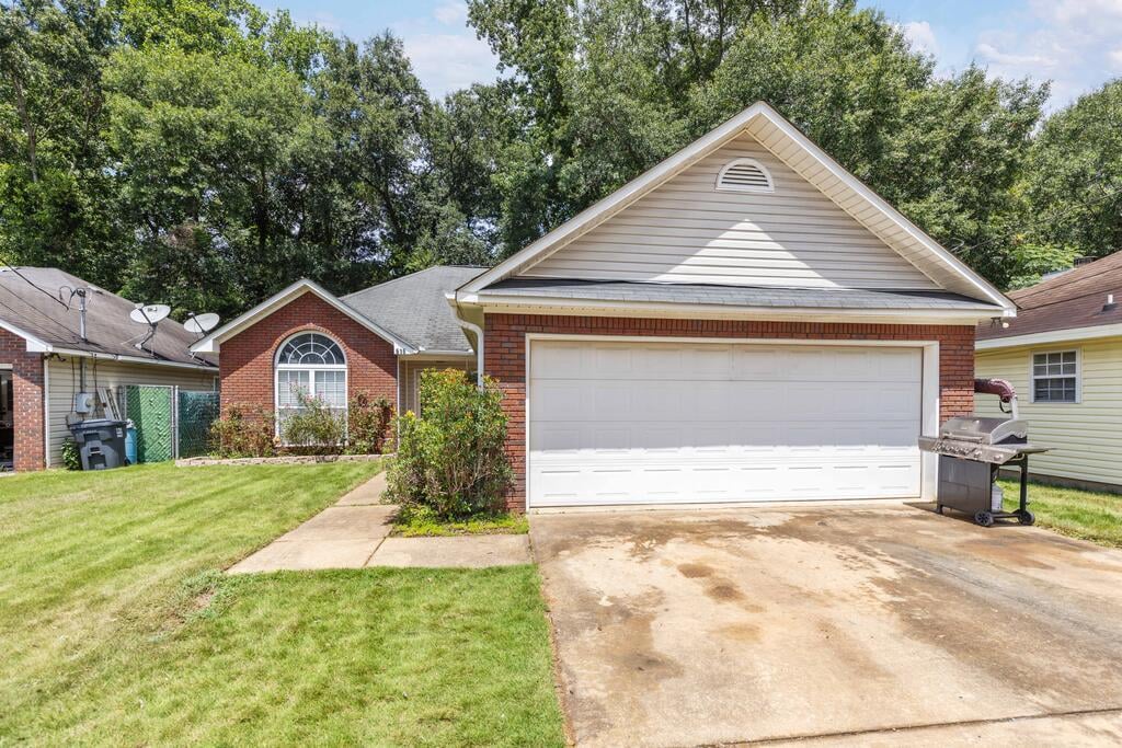 616 16th Ave S, Phenix City, AL 36869