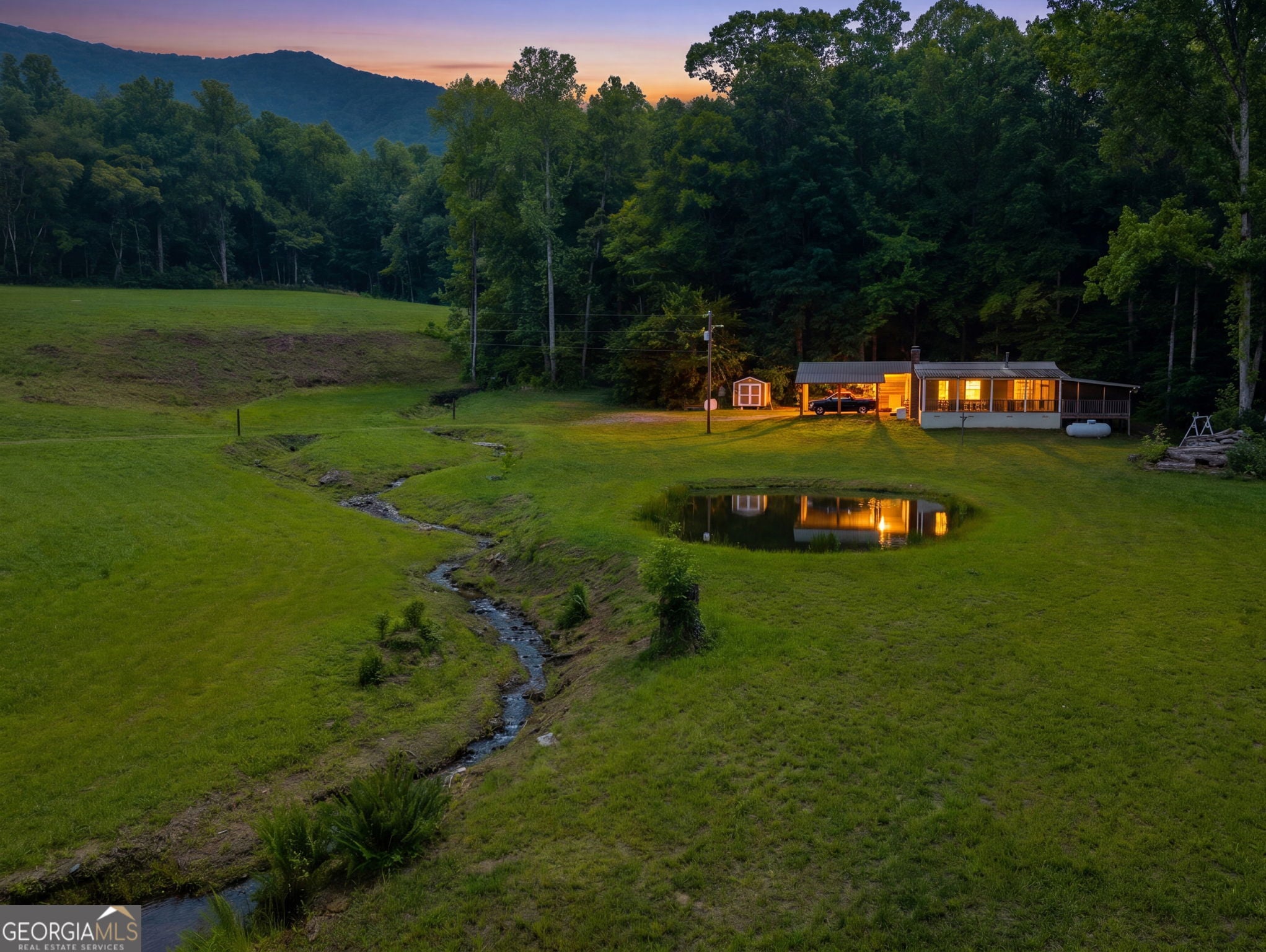 1449 Muskrat Creek Rd, Hayesville, NC 28904