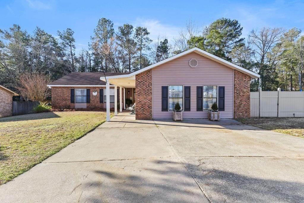 3413 Bridgewater Court, Phenix City, AL, 36867