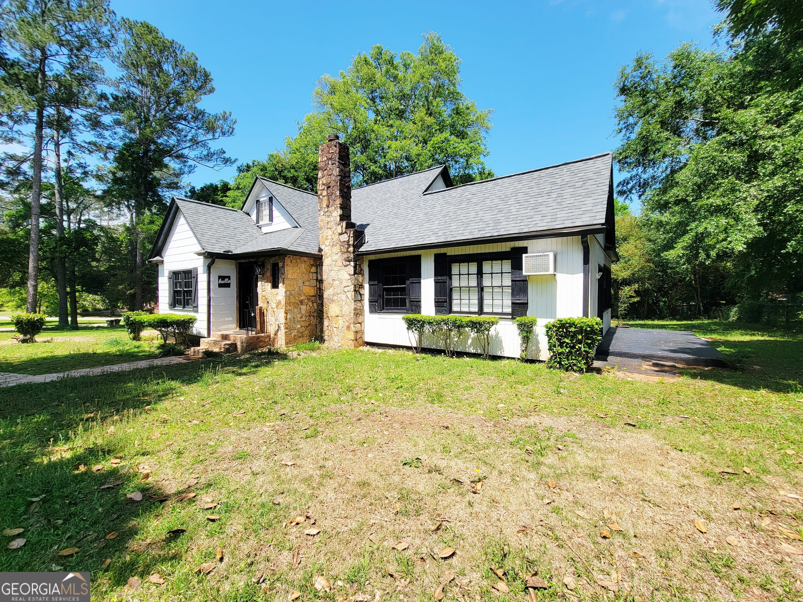 1805 US-29, West Point, GA 31833