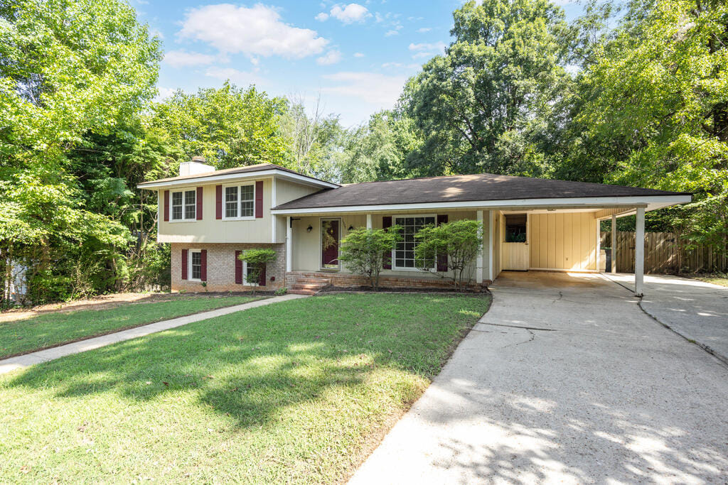 1507 Autumnridge Dr, Columbus, GA 31904