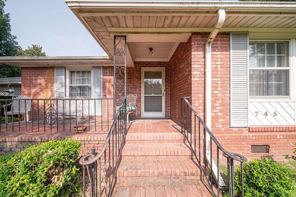 745 Brown Avenue, Columbus, GA, 31906 — Photo 2