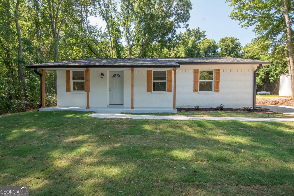 618 S Harlem Cir, LaGrange, GA 30241