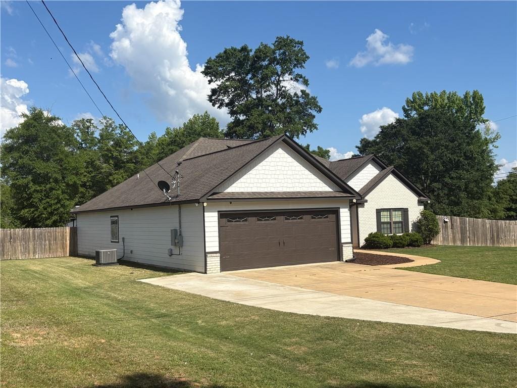 302 Pittman White, Smiths Station, AL, 36877