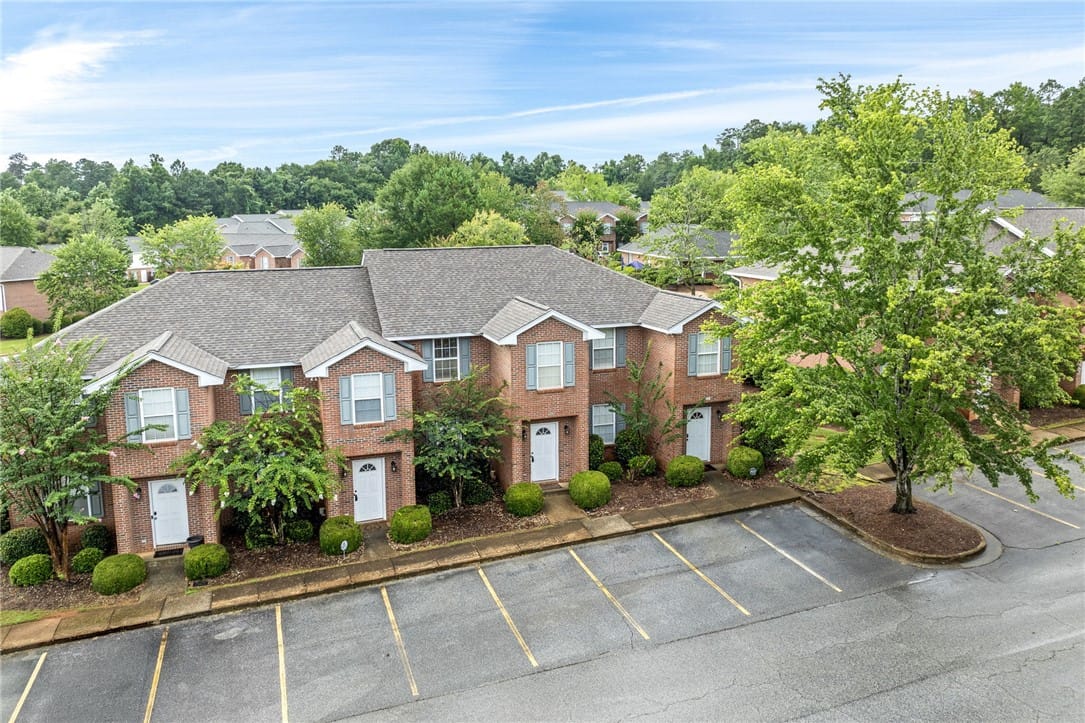 1477 N Donahue Dr Apt 504, Auburn, AL 36830