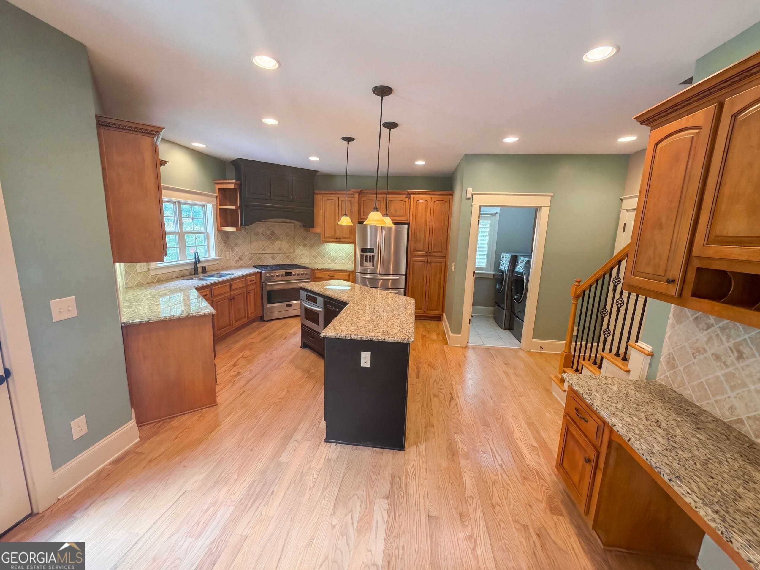 109 Jolie Ln, Sharpsburg, GA 30277