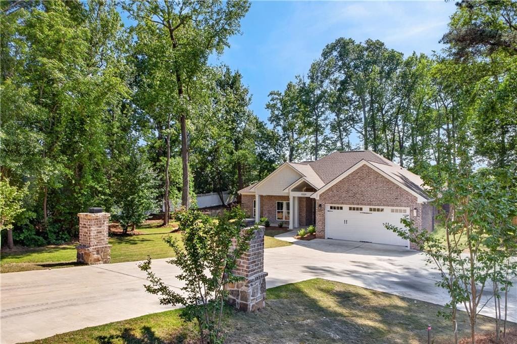 5509 Summerville Rd, Phenix City, AL 36867