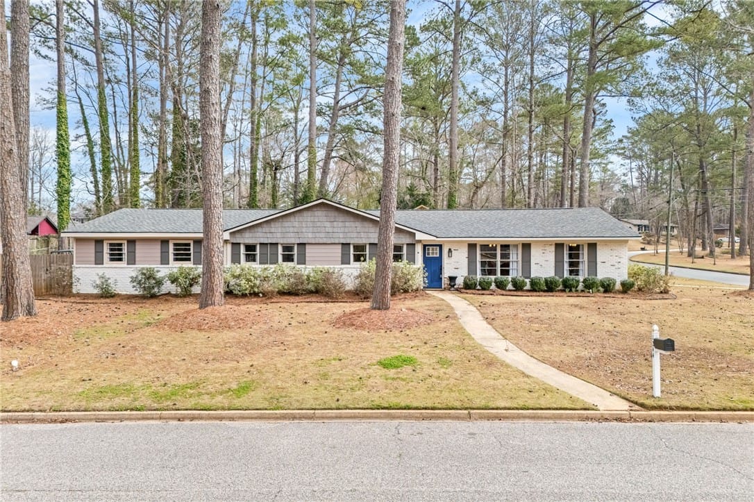 1244 Sanders St, Auburn, AL 36830, USA — Photo 1