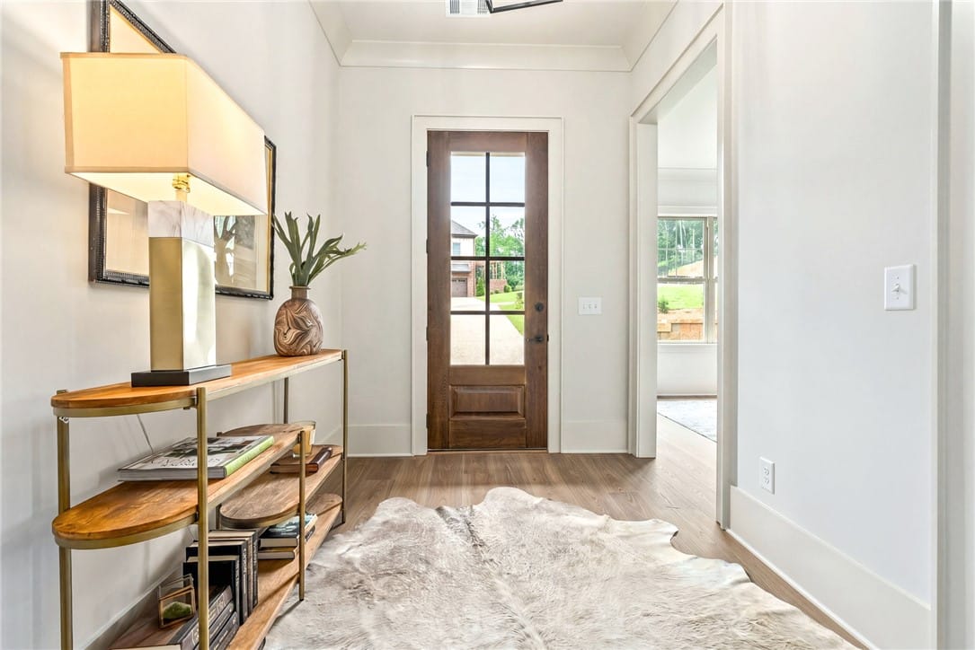 812 Summerlin Dr, Auburn, AL 36830, Step inside this inviting entry with warm wood flo