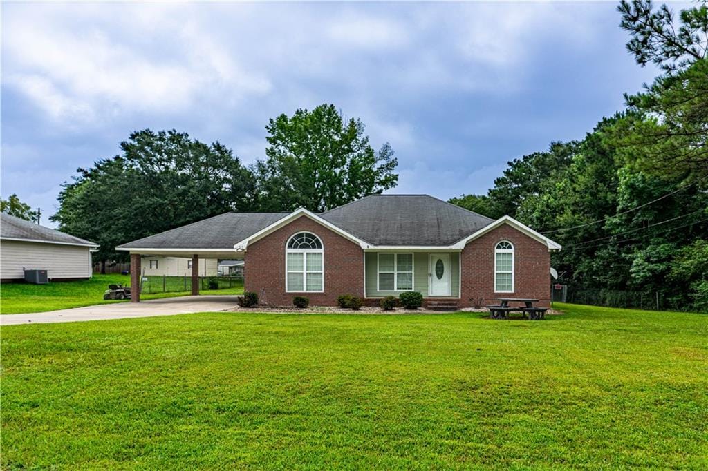 260 Pittman White, Smiths Station, AL, 36877