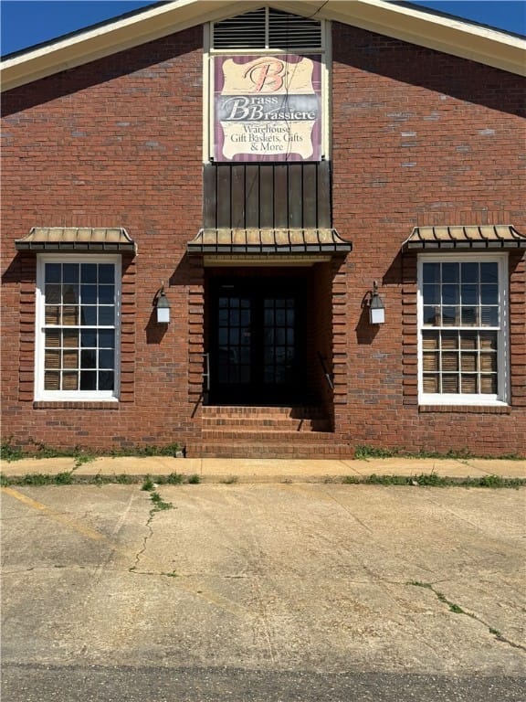 101-107 ROCKET, Opelika, AL, 36801