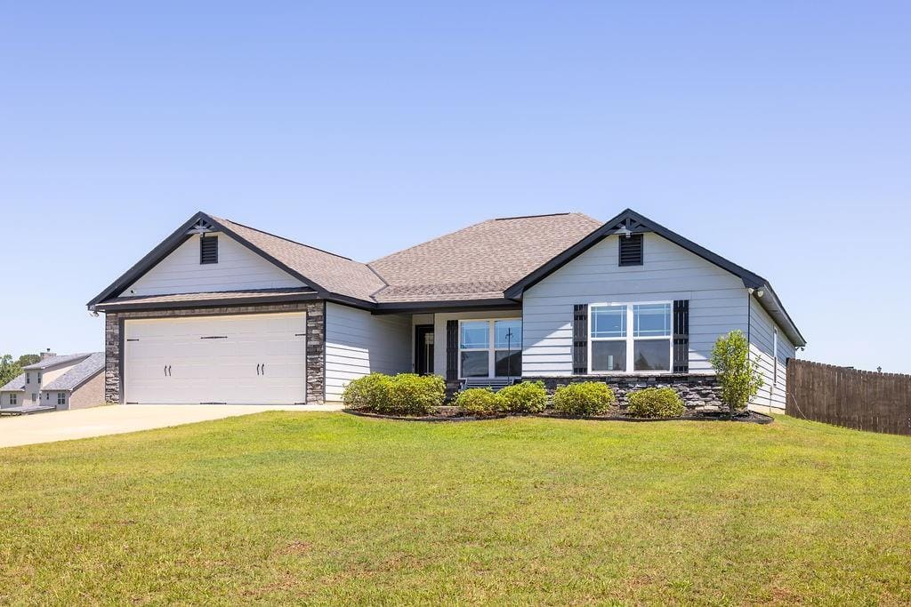 85 Old Glory Way, Fort Mitchell, AL, 36856