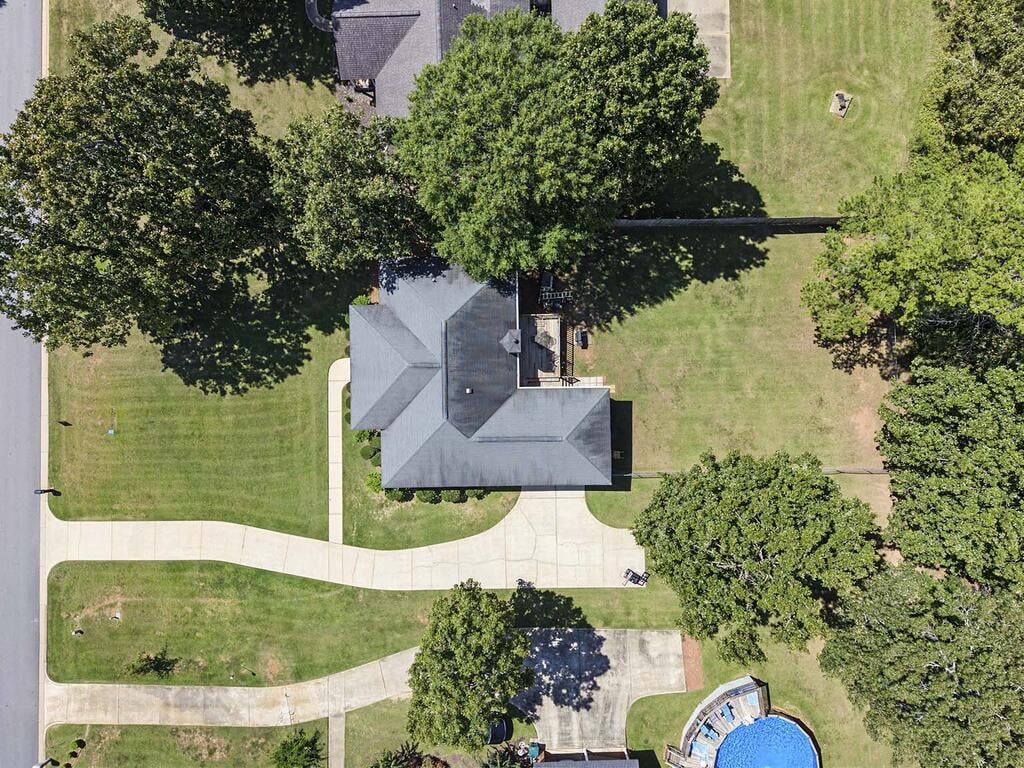 223 Winnstead Dr, Leesburg, GA 31763