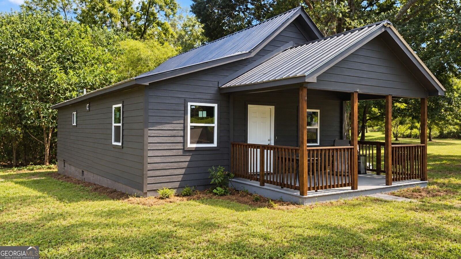 2 Smith St, Newnan, GA 30263