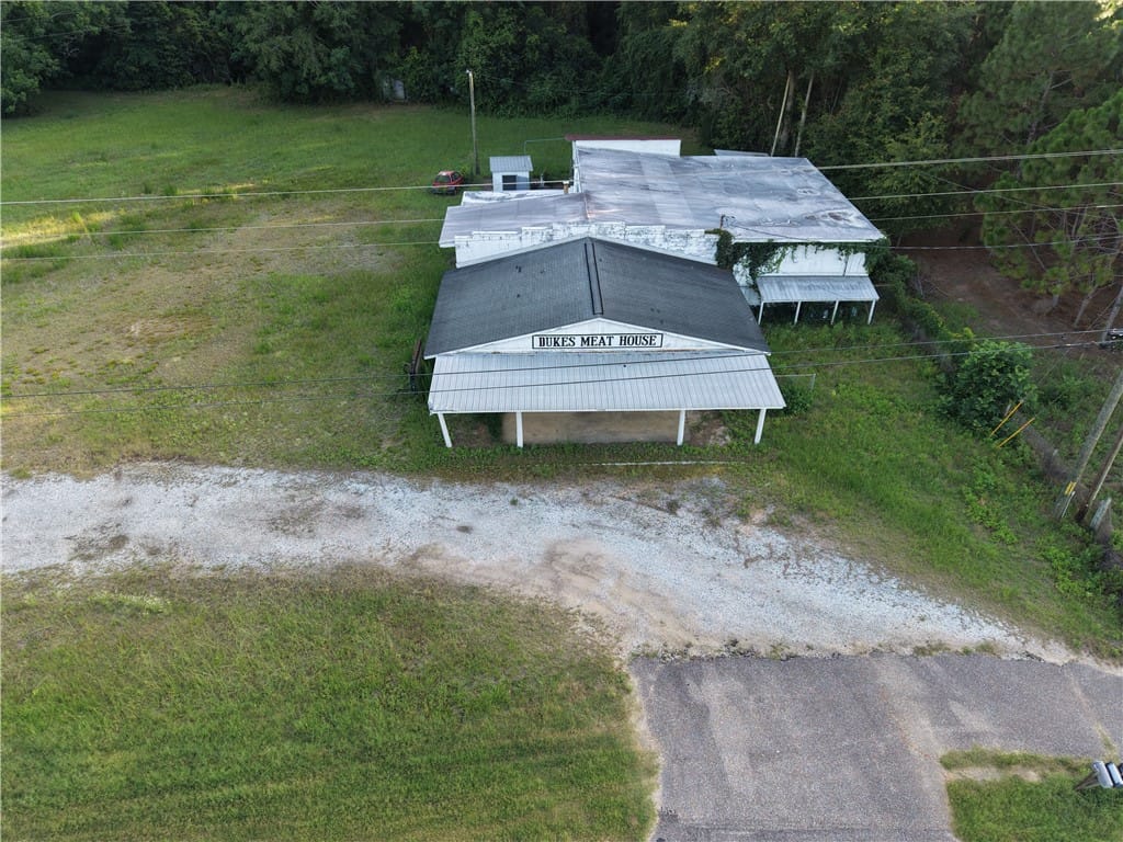17455 AL-52, Kinston, AL 36453, A promising commercial structure on a spacious lot
