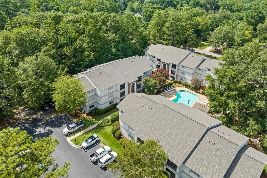 Auburn, AL 36830, An aerial perspective reveals a well-maintained ap