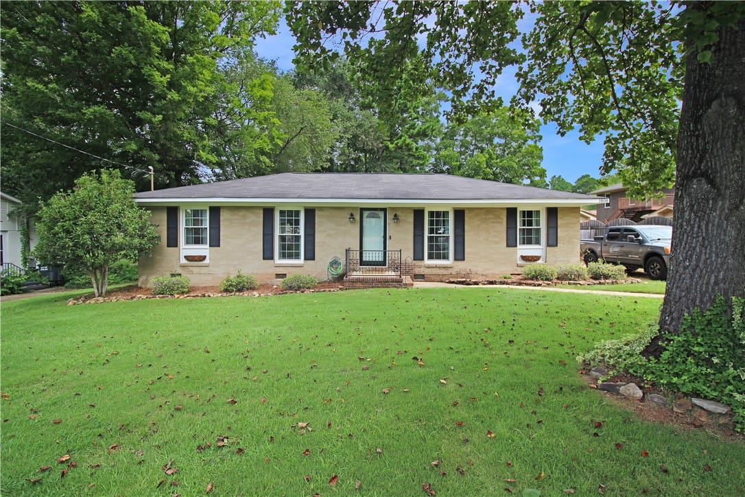 1808 Jollit Avenue, Opelika, AL, 36801