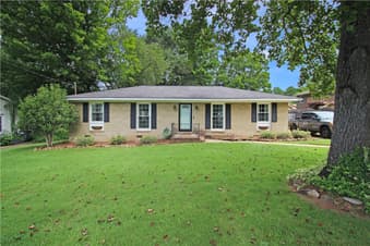 1808 JOLLIT, Opelika, AL, 36801