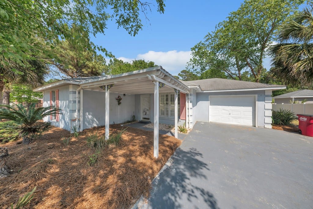 108 Miller Ln, Sylvester, GA 31791
