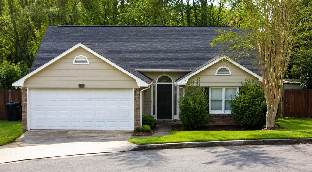 6475 Cove Creek Ct, Columbus, GA 31909