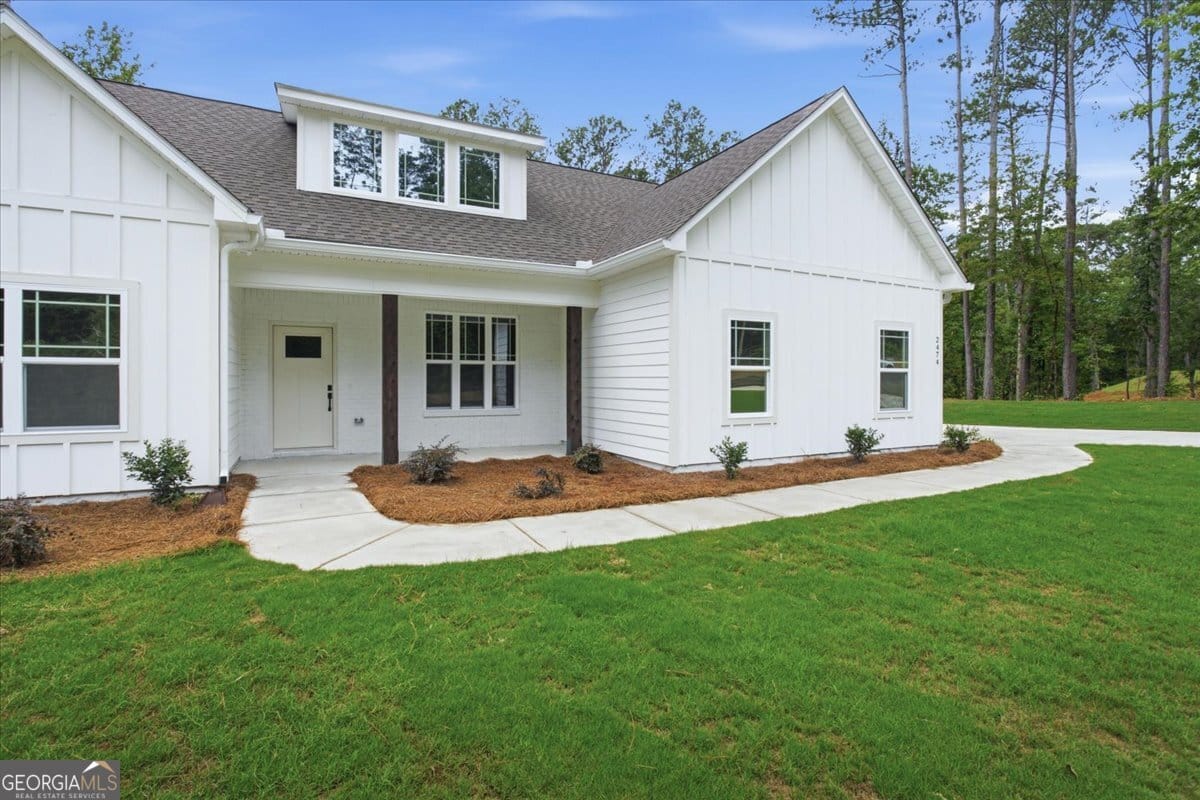 2474 Fischer Rd, Sharpsburg, GA 30277