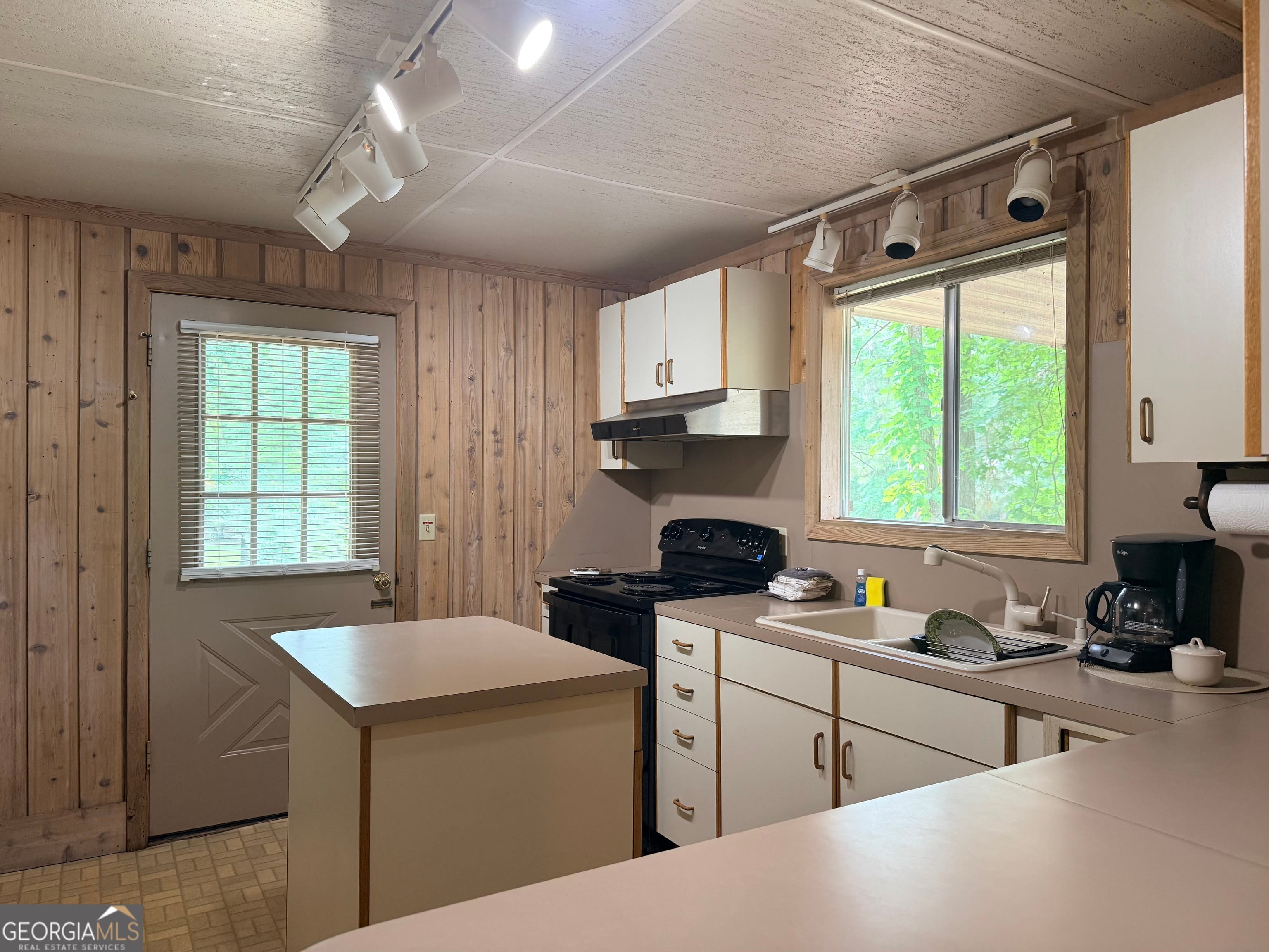 75 Alpine, Pine Mountain, GA, 31822