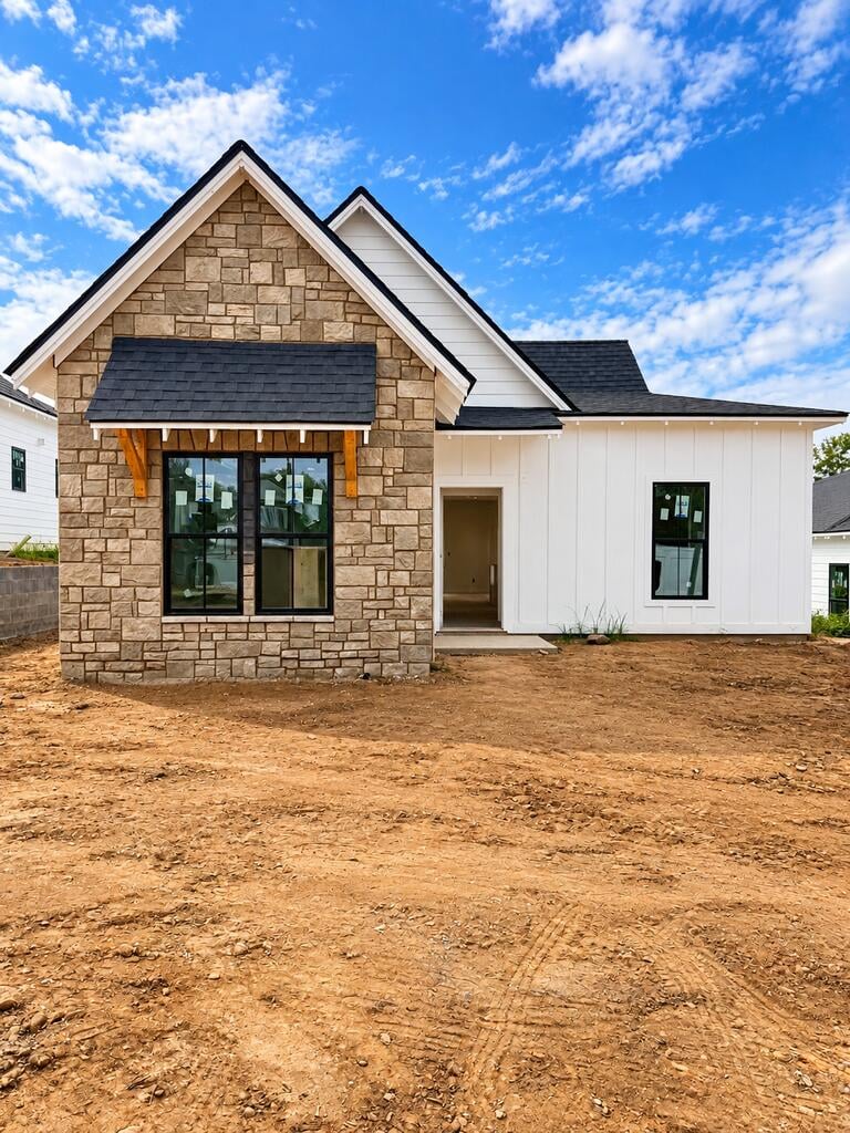5 Nelli St, Phenix City, AL 36870, Main View