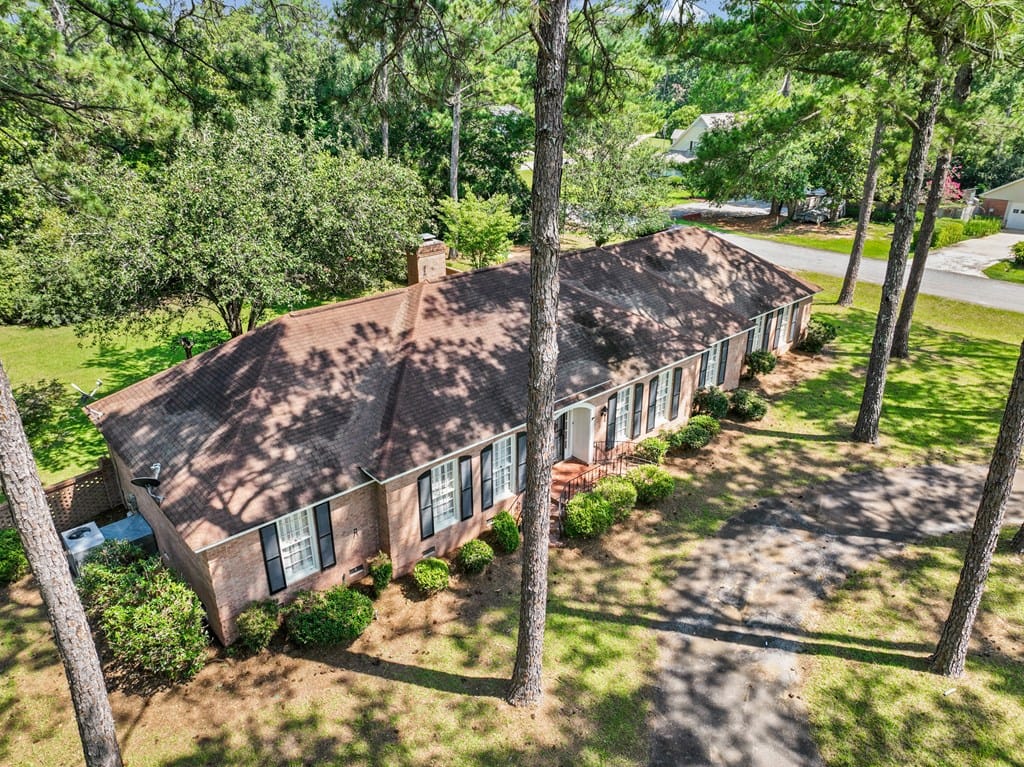 2520 E Alberson Dr, Albany, GA 31721