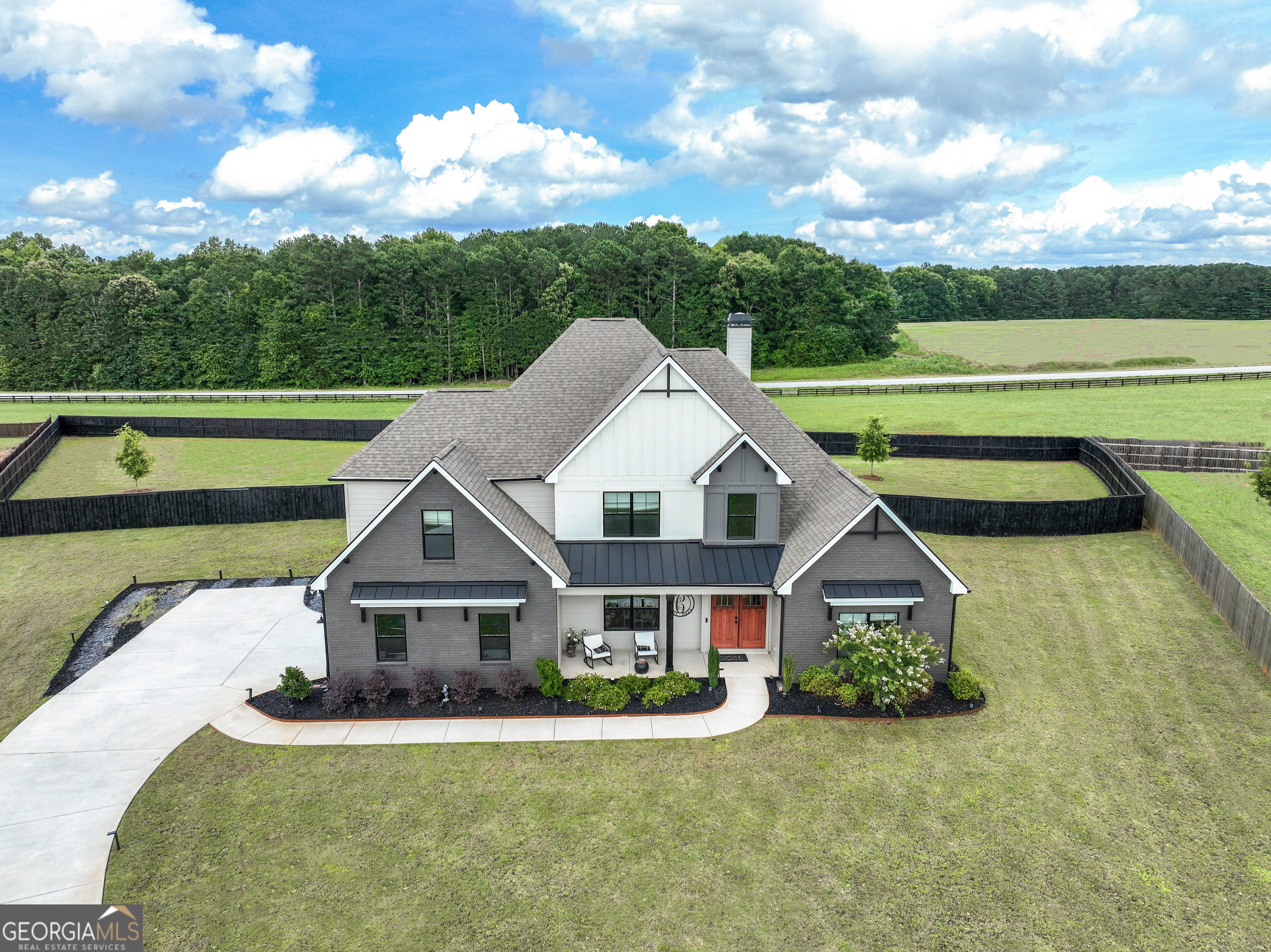 43 Sumner Wy, Senoia, GA 30276