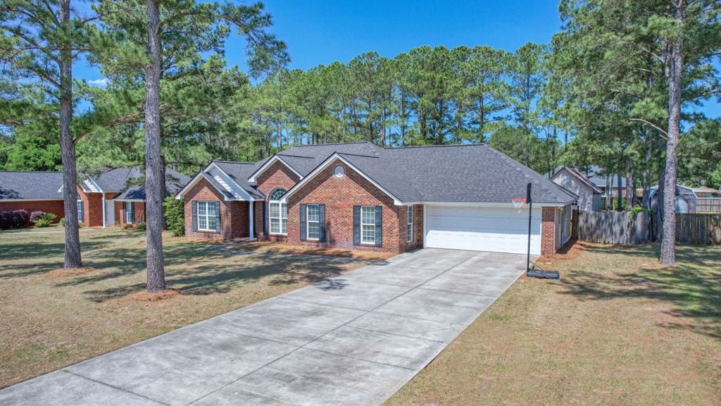 182 Autumn Leaf Dr, Albany, GA 31701, USA