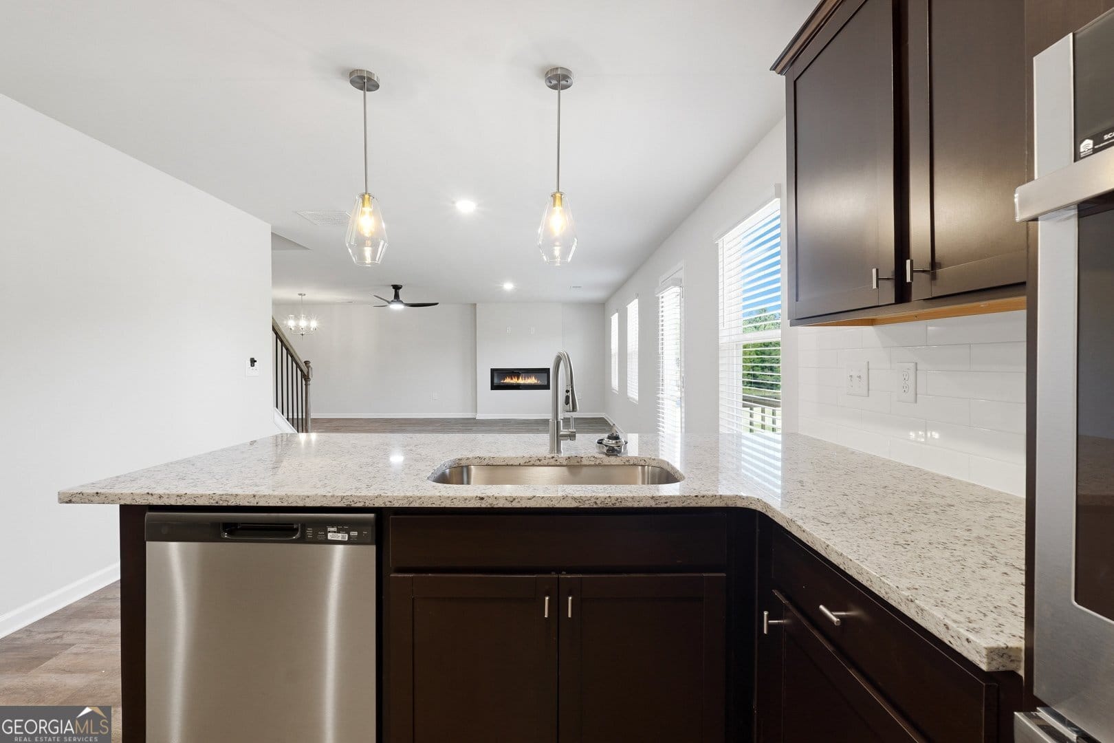 204 Freshwater Ct, LaGrange, GA 30241