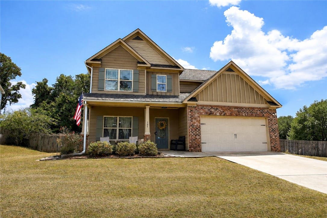 105 Mill Creek Drive, Smiths Station, AL, 36877