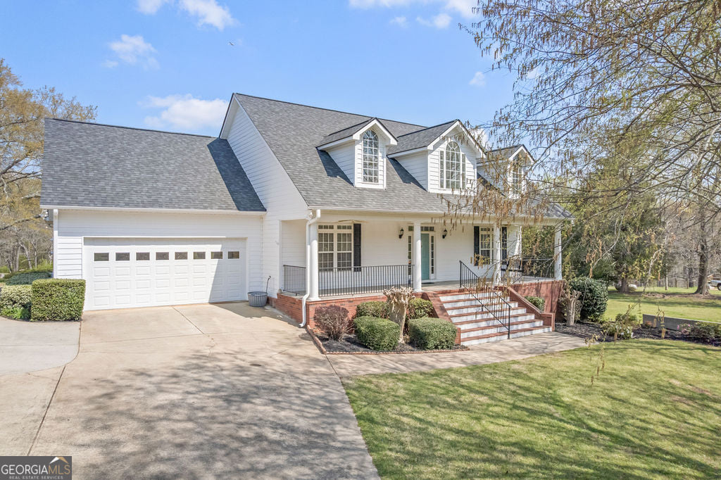 188 Ball St, Moreland, GA 30259