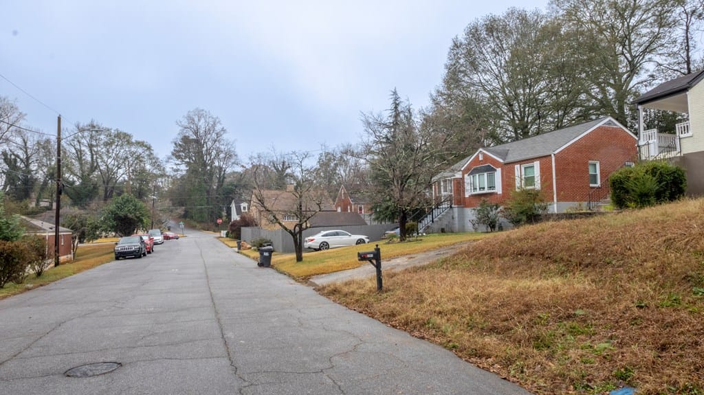 2541 Jewel Street, East Point, GA, 30344 — Photo 3