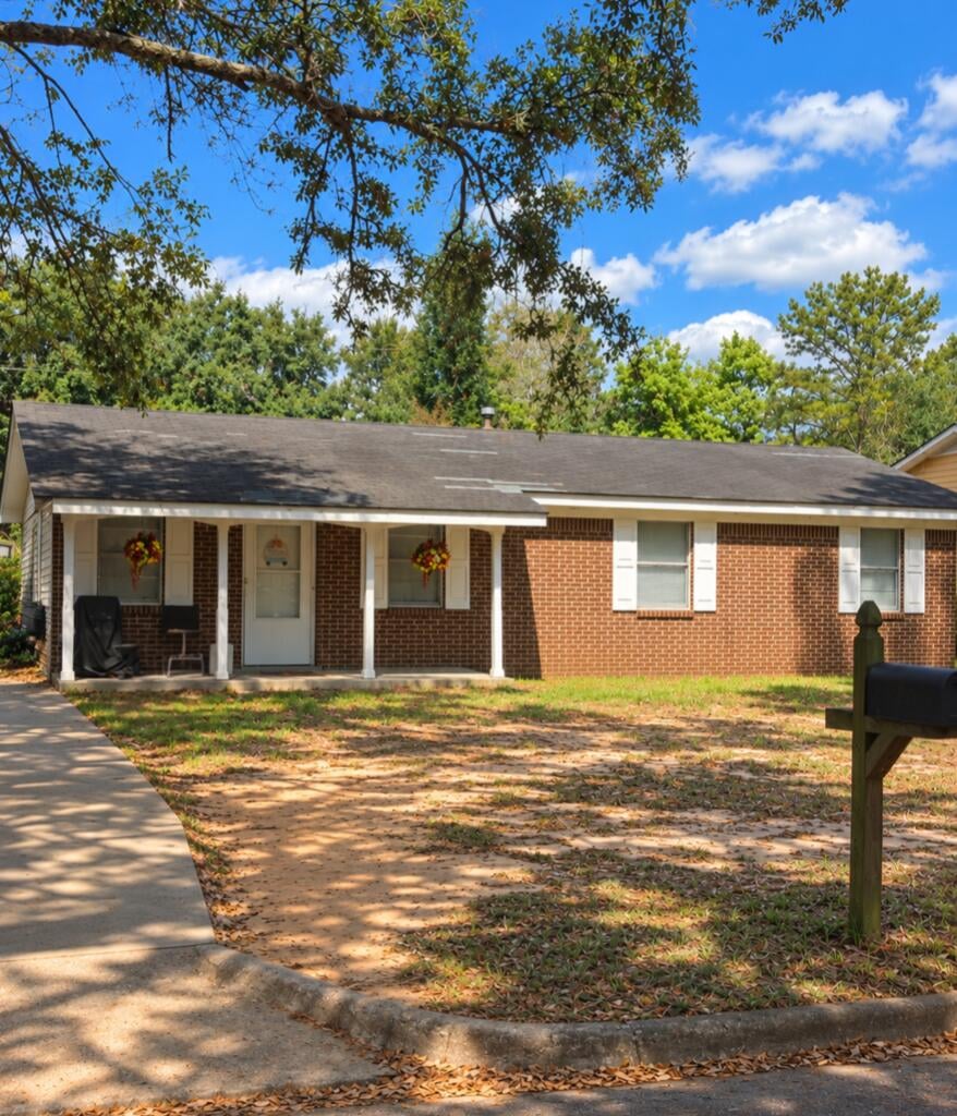 715 Cantrell Ln, Albany, GA 31705