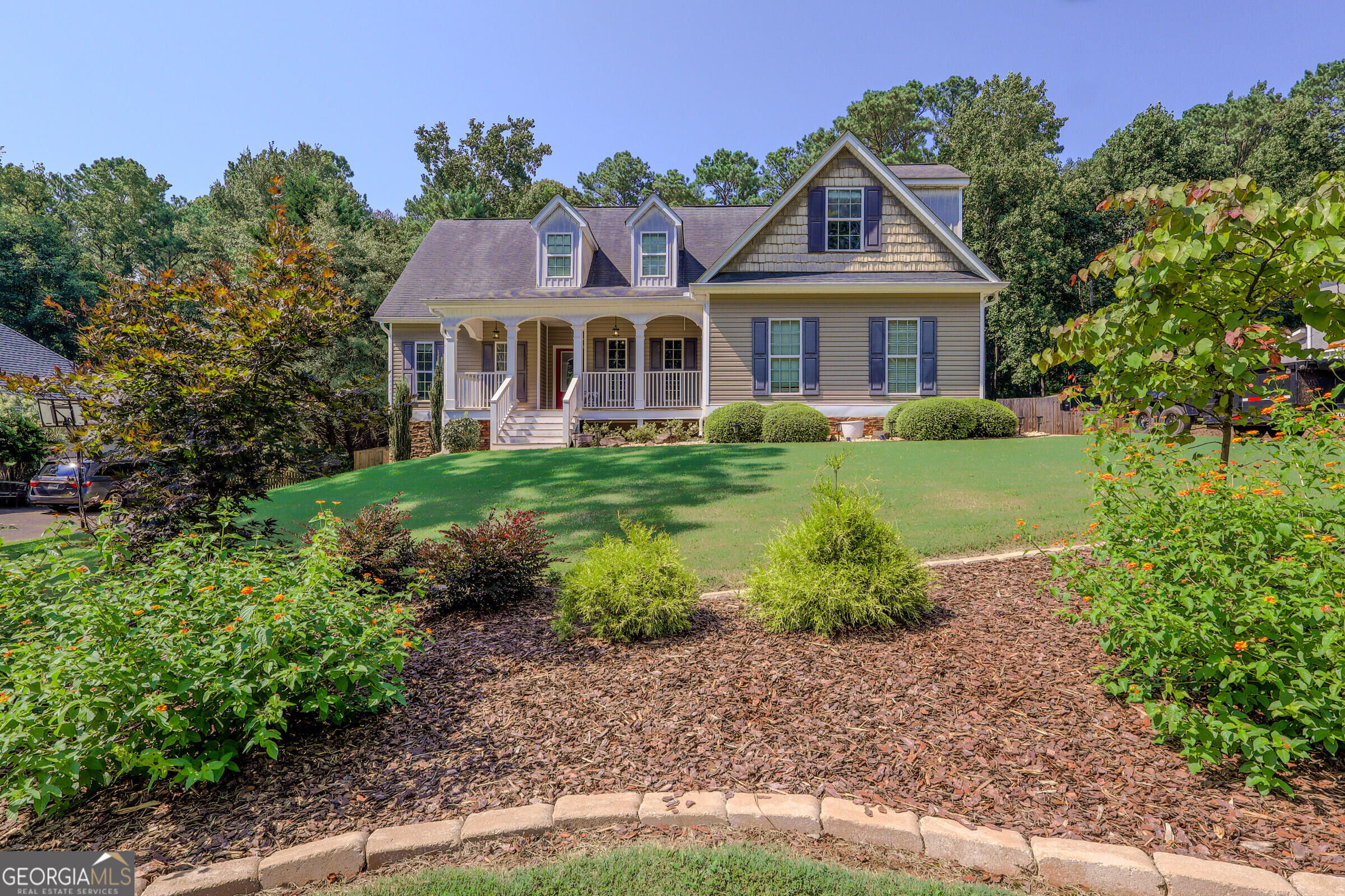 100 Chapman Oak Dr, Newnan, GA 30265