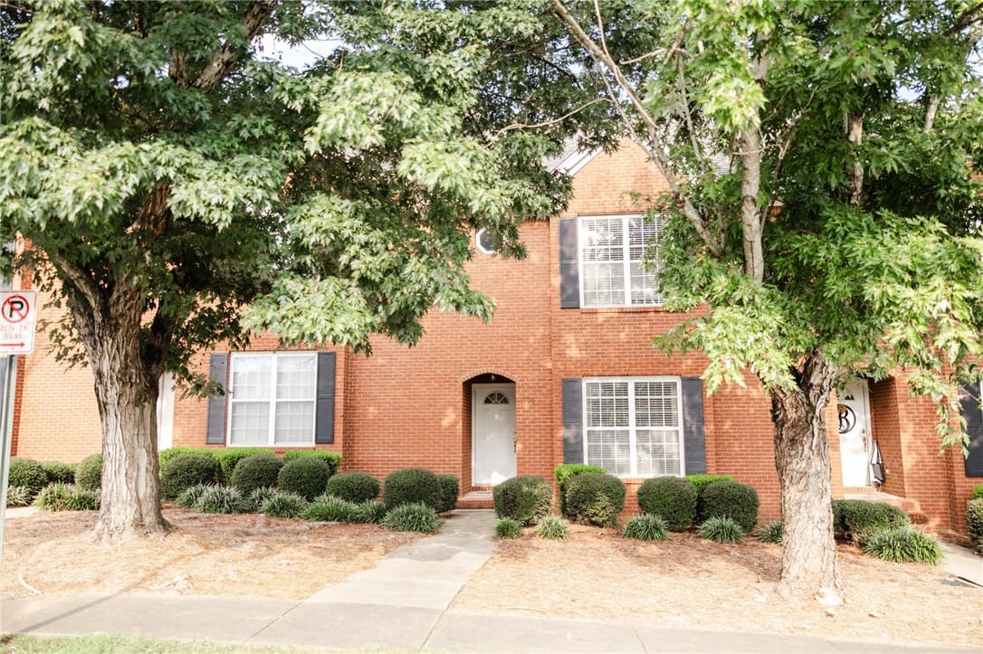 1229 DEAN, Auburn, AL, 36830