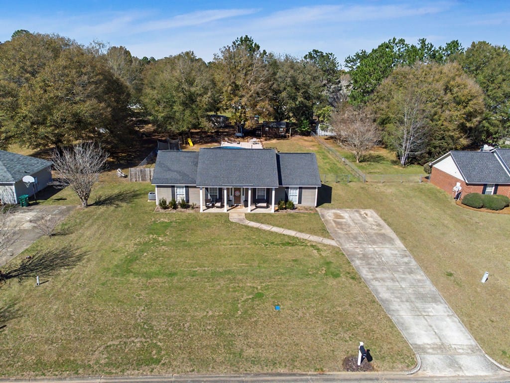 187 Big Oak Dr, Leesburg, GA 31763