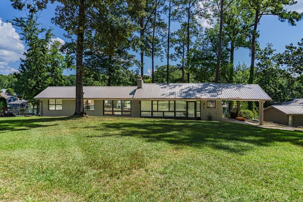 210 Shady Lane Rd, Eclectic, AL 36024